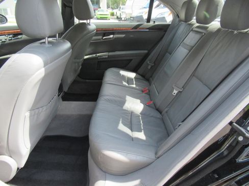 Used 2007 Mercedes-Benz S 550 image 37