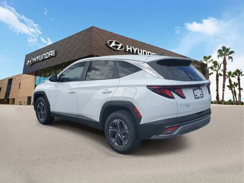 New 2026 Hyundai Tucson Blue SE AWD/4WD image 2