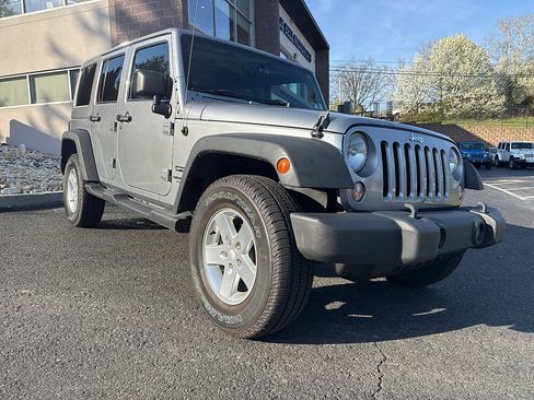 Used 2014 Jeep Wrangler Unlimited Sport w/ Quick Order Package 24S image 23