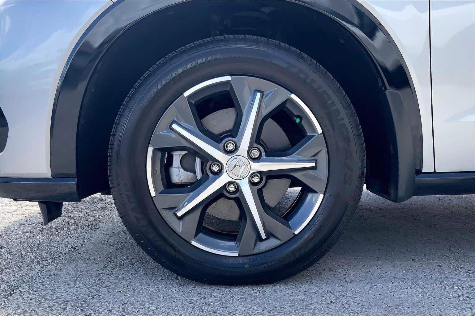 Used 2024 Honda HR-V EX-L image 8