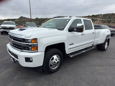 Used 2019 Chevrolet Silverado 3500 High Country w/ Duramax Plus Package image 3