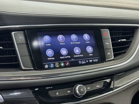Used 2024 Buick Enclave Essence w/ Technology Package FWD image 14