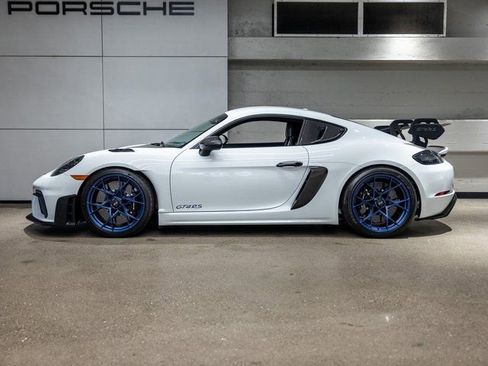 Used 2025 Porsche 718 Cayman GT4 RS w/ Weissach Package image 2