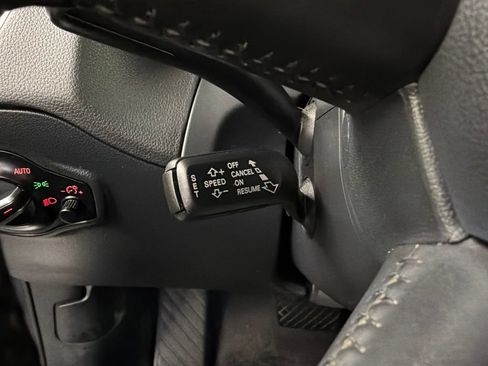 Used 2011 Audi Q5 3.2 Premium Plus AWD/4WD image 18