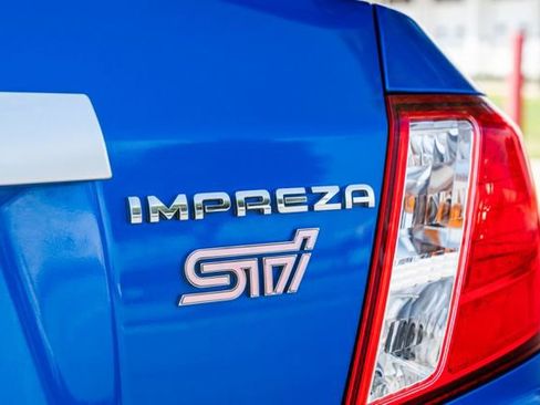 Used 2011 Subaru Impreza WRX STI Limited image 37