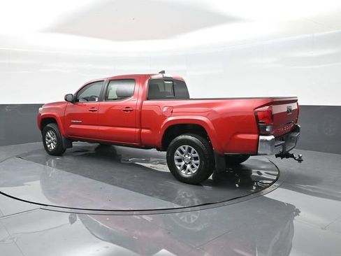 Used 2019 Toyota Tacoma SR5 image 8