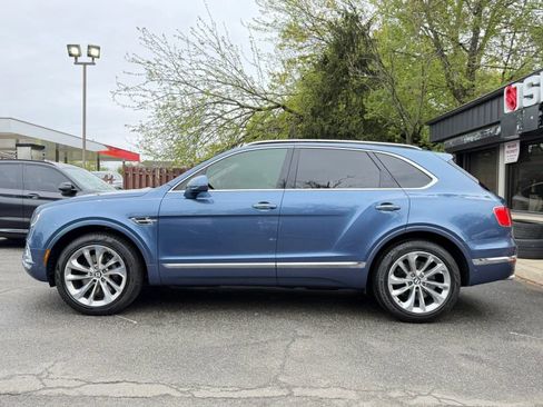 Used 2017 Bentley Bentayga AWD/4WD image 9