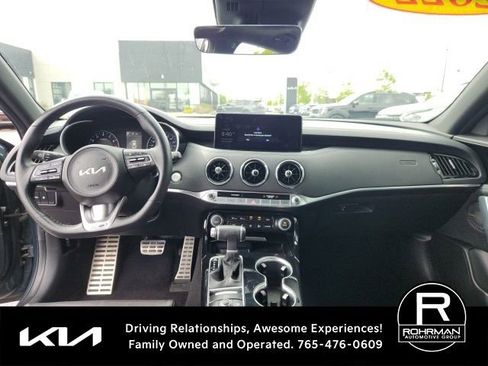 Used 2022 Kia Stinger GT-Line w/ Sun & Sound Package AWD/4WD image 10