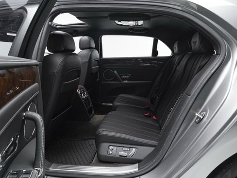 Used 2014 Bentley Flying Spur W12 image 58