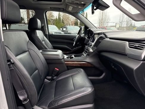 Used 2017 Chevrolet Tahoe LT w/ LT Signature Package image 14