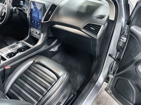 Used 2024 Ford Edge SEL image 29