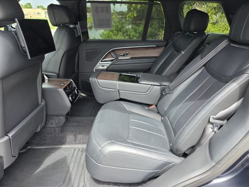 Certified 2023 Land Rover Range Rover Long Wheelbase Autobiography AWD/4WD image 14