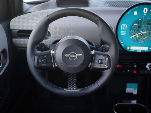 New 2026 MINI Cooper 4-Door Hardtop image 9