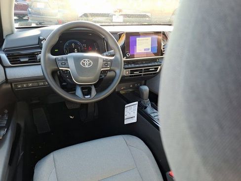New 2026 Toyota Camry LE image 10
