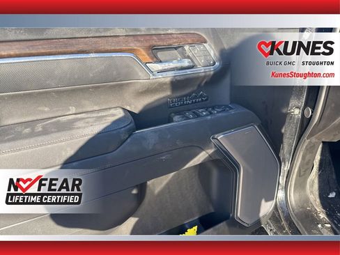 Used 2025 Chevrolet Silverado 1500 High Country image 5