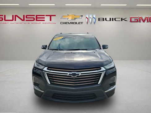 Used 2023 Chevrolet Traverse High Country w/ LPO, Floor Liner Package image 2
