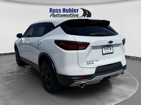 Used 2023 Chevrolet Blazer LT AWD/4WD image 3