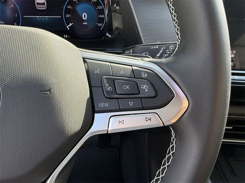 New 2026 Volkswagen Atlas Cross Sport SE image 14