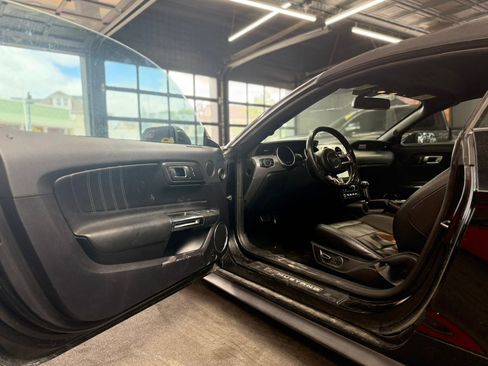 Used 2019 Ford Mustang GT Premium RWD image 22