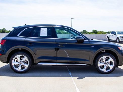 Used 2023 Audi Q5 2.0T Premium Plus w/ Premium Plus Package AWD/4WD image 4