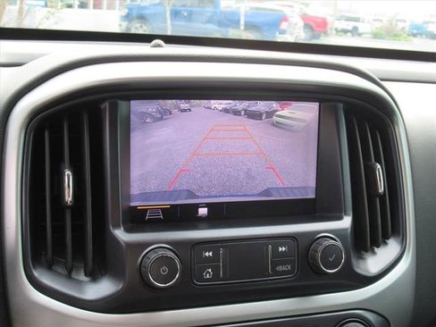 Used 2019 Chevrolet Colorado LT image 23