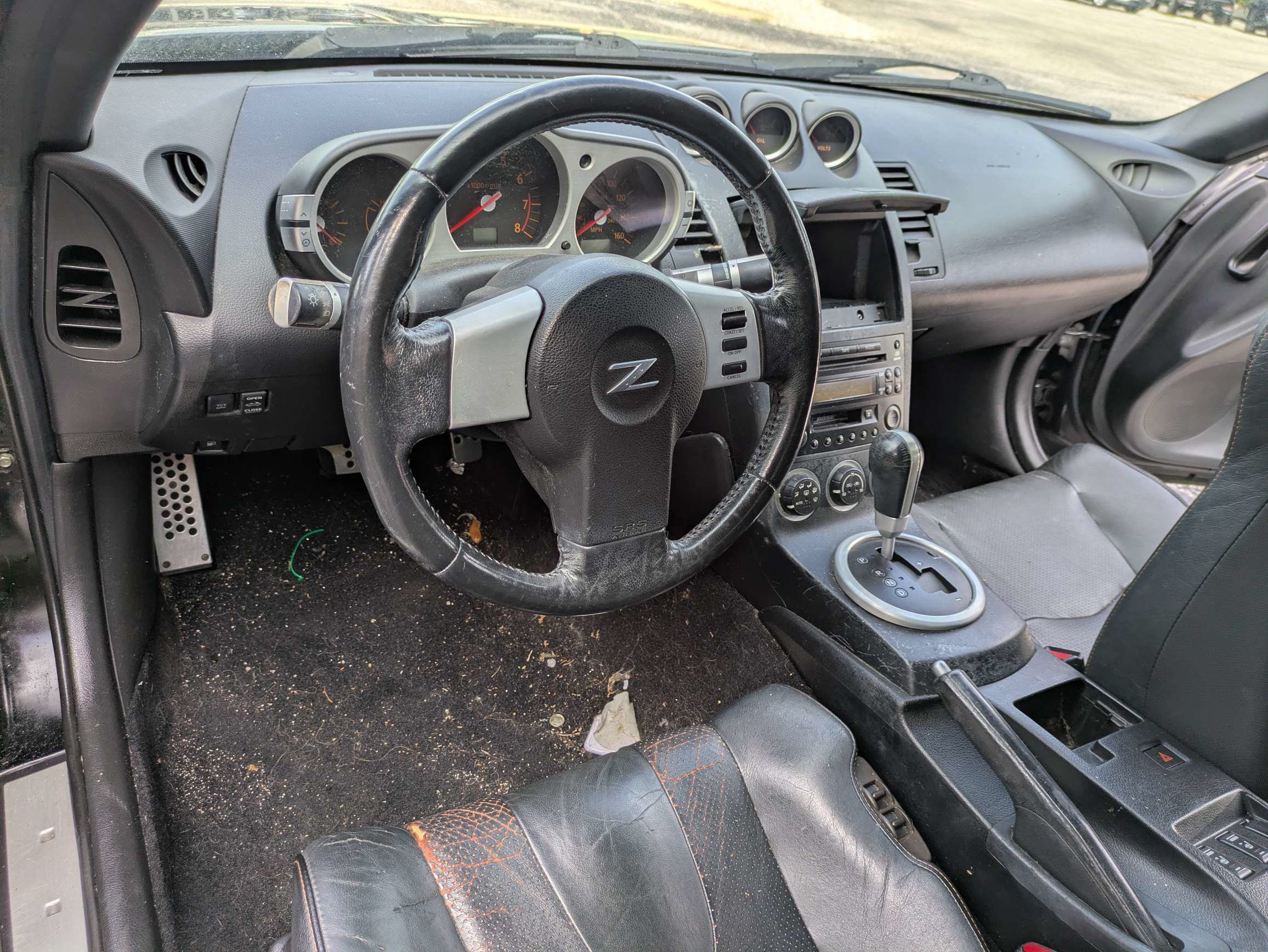 Used 2004 Nissan 350Z Touring RWD image 15