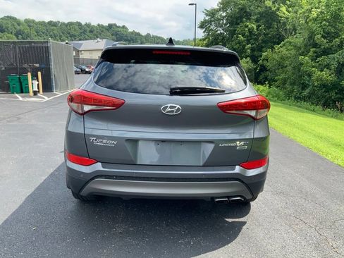 Used 2016 Hyundai Tucson Limited w/ Option Group 03 AWD/4WD image 11