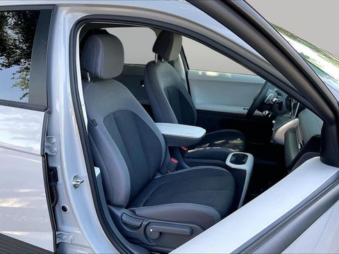 Certified 2024 Hyundai Ioniq 5 SEL AWD/4WD image 8