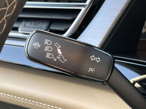 Used 2024 Volkswagen Atlas Cross Sport SE image 26