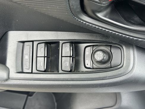 Used 2024 Subaru Crosstrek 2.0i Premium image 11