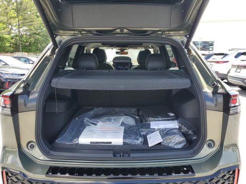 New 2026 Volkswagen Tiguan SEL R-Line AWD/4WD image 8
