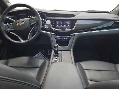 Used 2023 Cadillac XT6 Sport w/ Technology Package AWD/4WD image 15