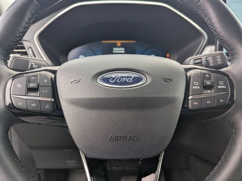 Used 2025 Ford Escape Platinum AWD/4WD image 24