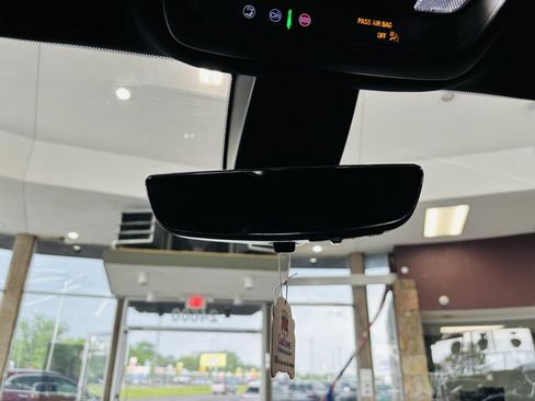 Used 2024 Cadillac XT6 Premium Luxury w/ Technology Package FWD image 51