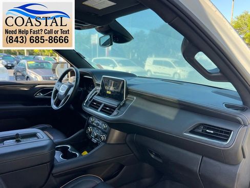 Used 2023 GMC Yukon AT4 w/ Technology Package AWD/4WD image 14