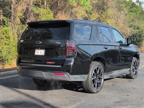 Used 2021 Chevrolet Tahoe RST image 3