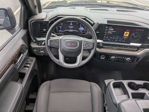 Used 2024 GMC Sierra 1500 Elevation AWD/4WD image 16