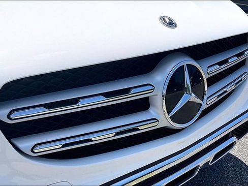 Used 2022 Mercedes-Benz GLC 300 4MATIC image 33