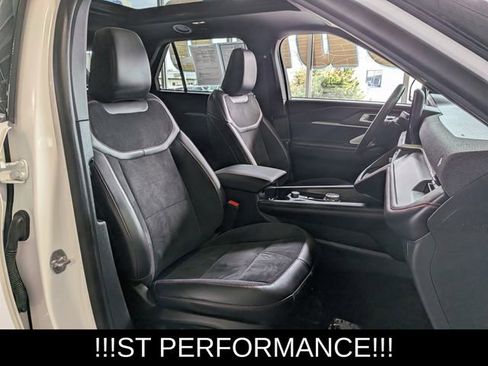 Used 2025 Ford Explorer ST image 26