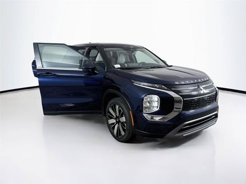 New 2026 Mitsubishi Outlander SE FWD image 32