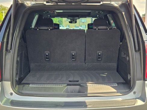 Used 2023 Chevrolet Tahoe High Country image 15