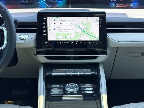 New 2026 Lincoln Nautilus Premier w/ Equipment Group 102A image 22