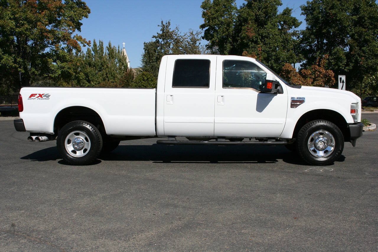Used 2009 Ford F350 FX4 AWD/4WD image 3