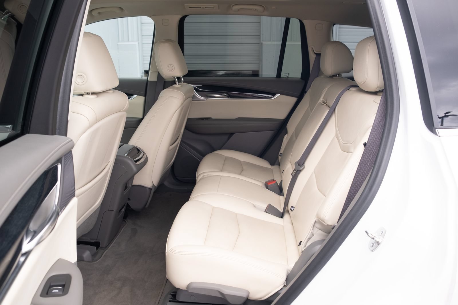 Used 2024 Cadillac XT6 Premium Luxury AWD/4WD image 16