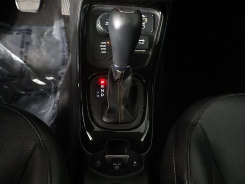 Used 2019 Jeep Compass Limited AWD/4WD image 42