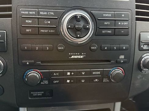 Used 2012 Nissan Pathfinder Silver image 21