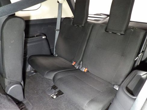 Used 2018 Mitsubishi Outlander ES image 12