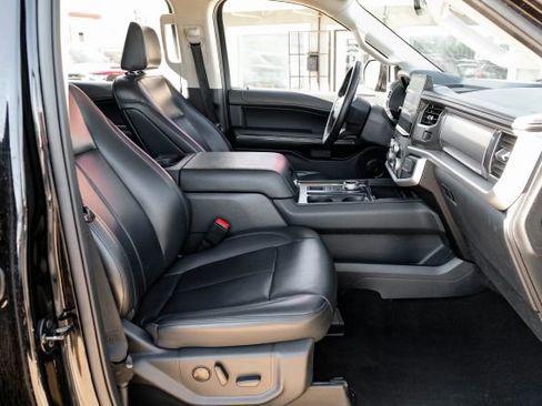 Used 2024 Ford Expedition Max XLT image 45