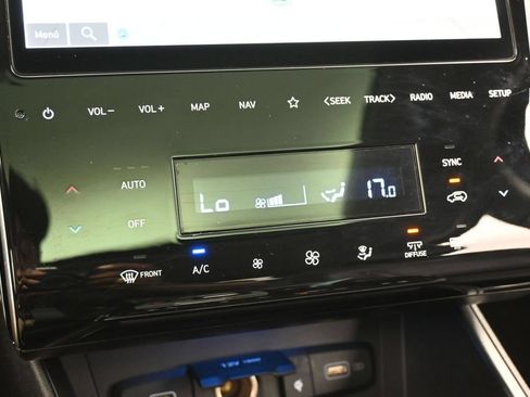 Used 2023 Hyundai Tucson Limited w/ Cargo Package AWD/4WD image 26