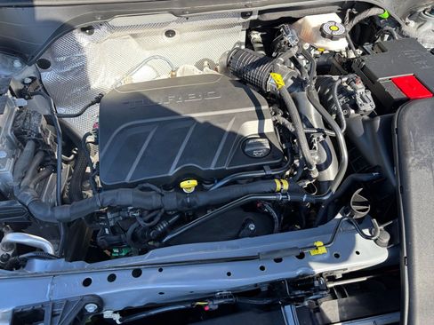 Used 2025 Buick Envista Sport Touring image 30